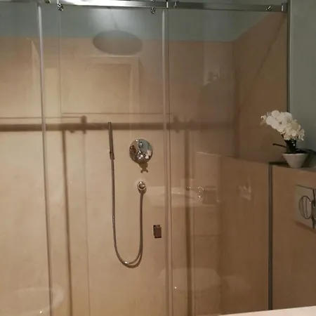 Gæstehus Le Di San Vitale Easy 3*